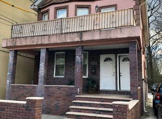 1936 Clove Rd, Staten Island, NY 10304