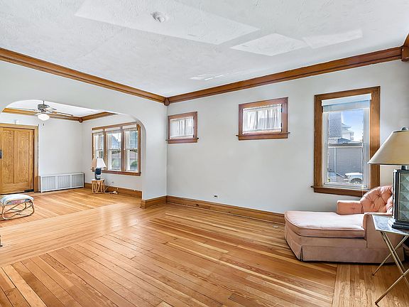 5th image of 623 S 14th Ave
