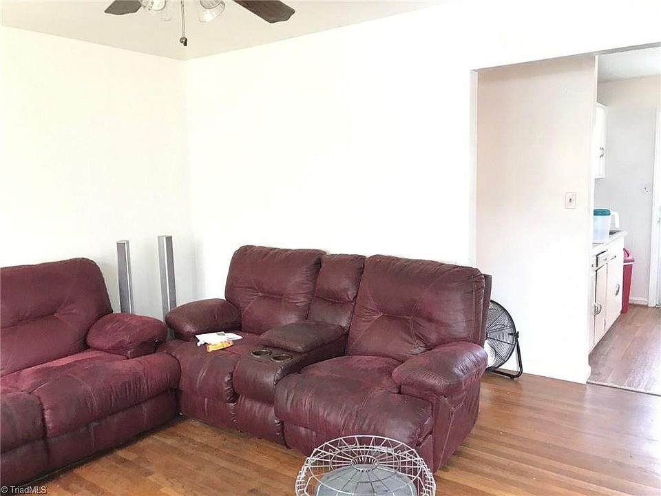 1st image of 218 W Terrell St