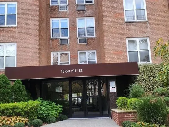 18-50 211 Street #3D, Bayside, NY 11360