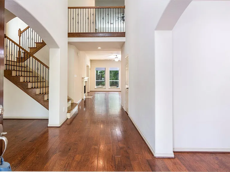 62 S Longsford Cir — Photo 17