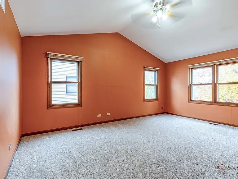 1551 Crowfoot Cir N — Photo 21