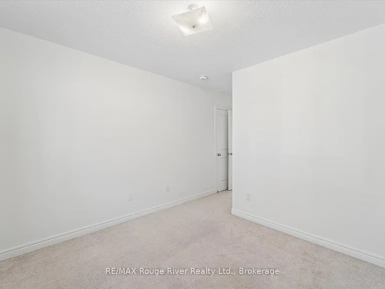 12 Bill Hutchinson Cres — Photo 44