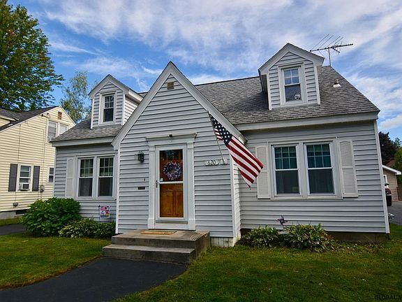 5th image of 620 Sanders Ave