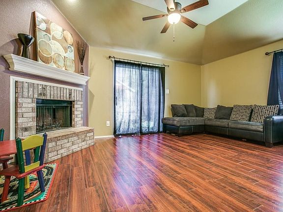 3rd image of 9304 Chesapeake Ln