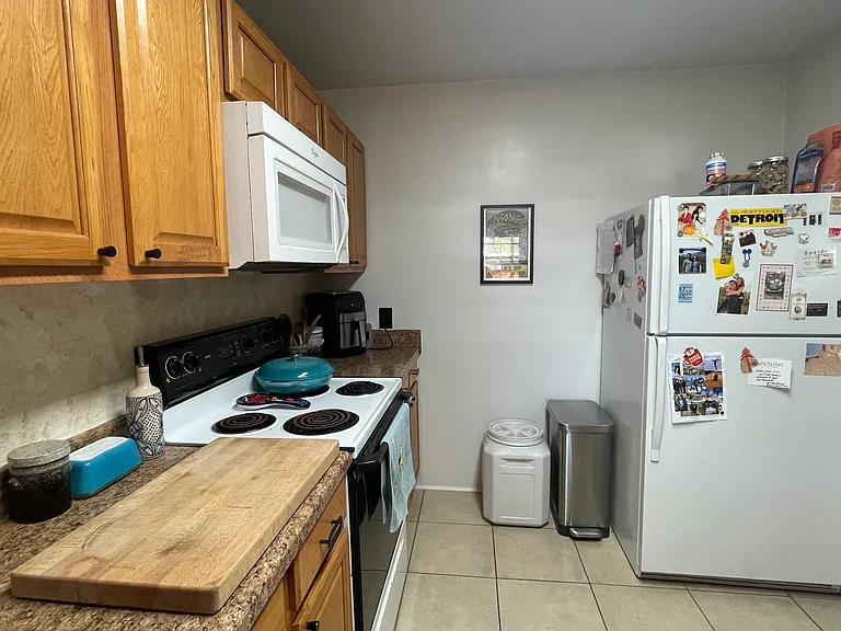 321 Sierra Pl NE — Photo 17