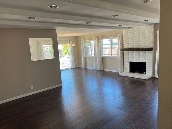 2nd image of 4171 Shady Glade Dr