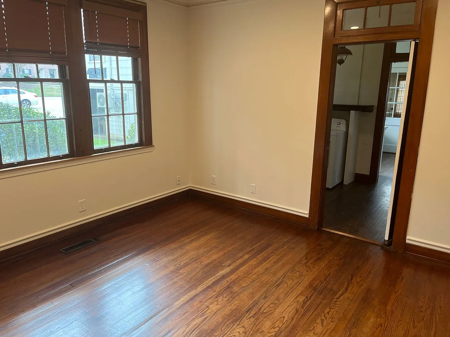 Available Now Only: Prime Downtown Auburn Location! — Photo 3
