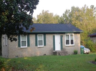 200 Iris St, Summerville, SC 29483