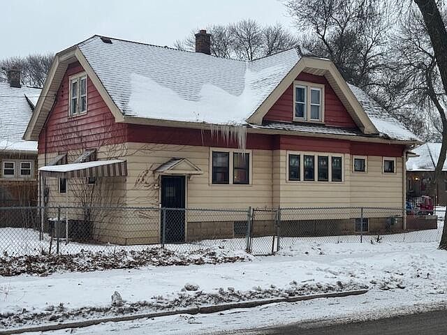 2nd image of 3003 North 44th STREET