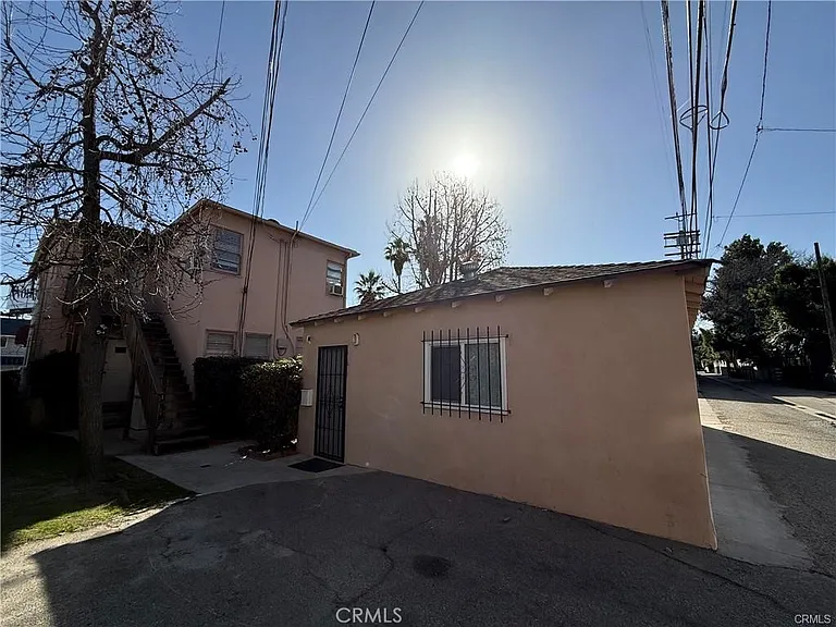 4343 Laurel Canyon Blvd — Photo 27