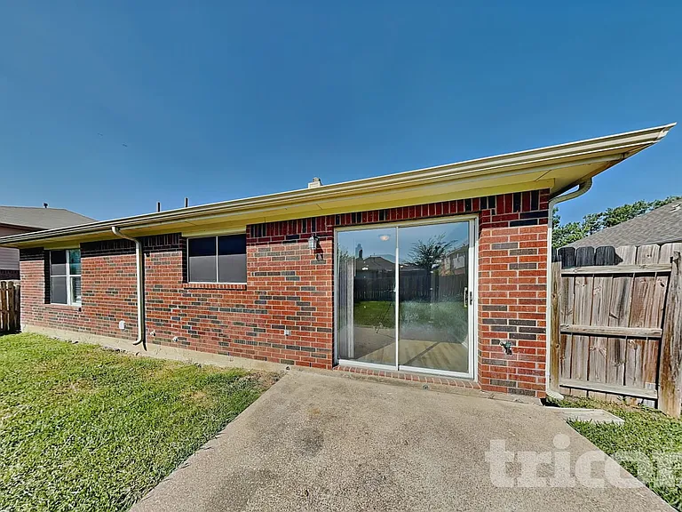 7109 Galveston Dr — Photo 16