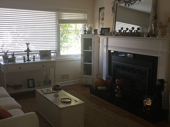 2nd image of 207 Courtland Pl