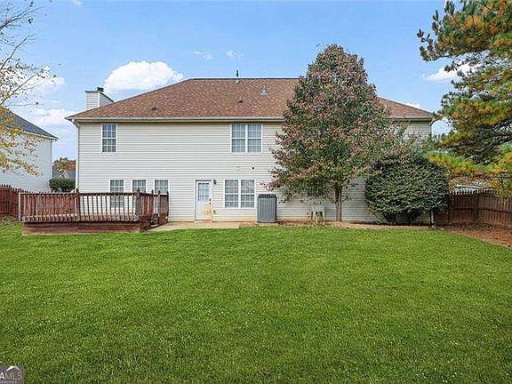3rd image of 1210 Hogan Ridge Dr