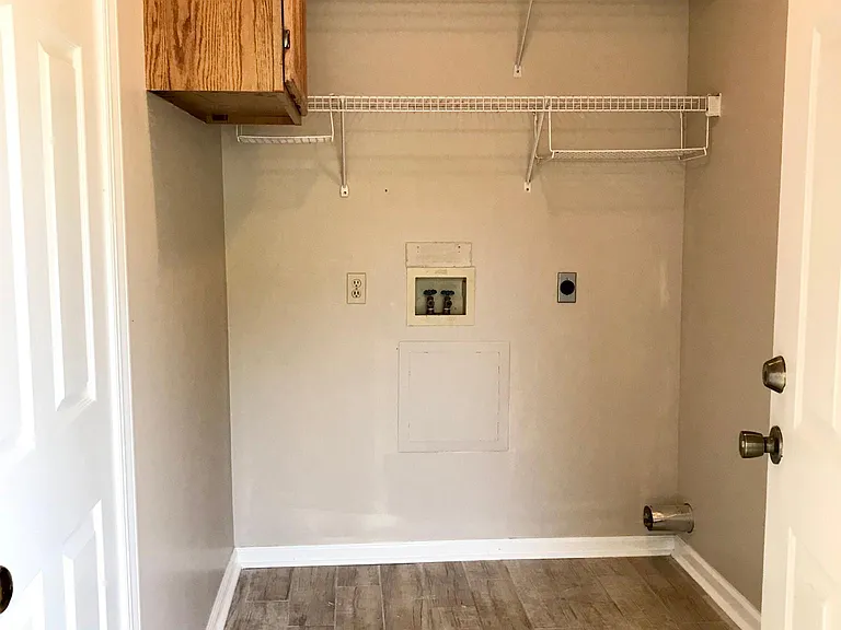 131 Radford Cir — Photo 12