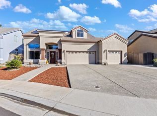 8675 Tennis Club Ct, Elk Grove, CA 95624