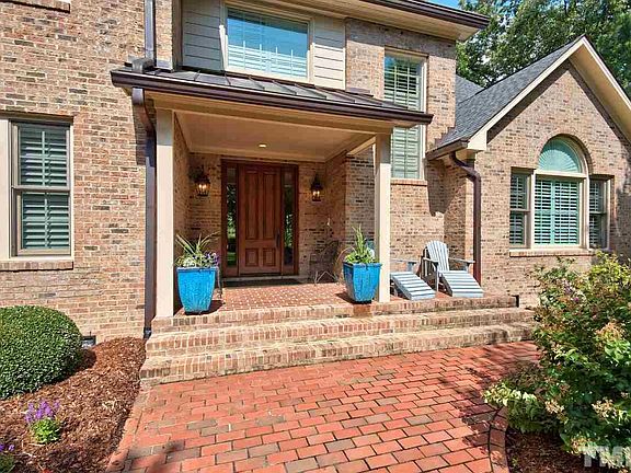 2nd image of 4100 Cricket Ln
