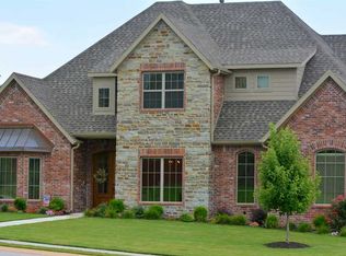621 Chattin Cir, Bentonville, AR 72712