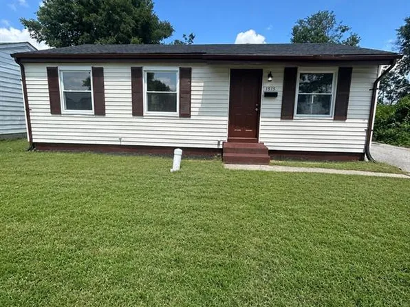 1515 Andrews Dr, Cahokia, IL 62206