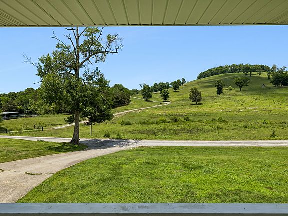 5th image of 14 Morris Ln