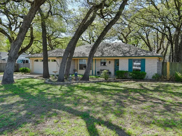 7245 Allyn Dr, Azle, TX 76020