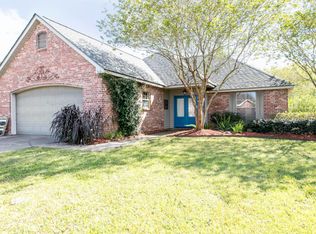 103 Wild Rose Ln, Youngsville, LA 70592