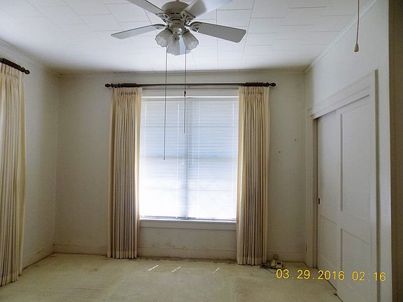 2nd image of 2222 Garland St
