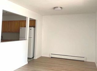 4611 76th St FLOOR 3, Elmhurst, NY 11373