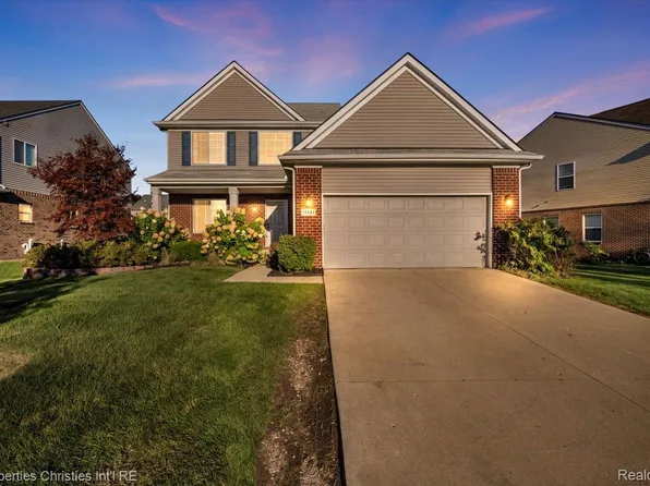 13661 Stamford Rd, Belleville, MI 48111
