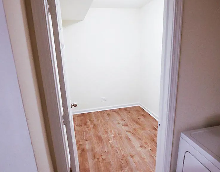 2302 W Monroe St #B — Photo 6