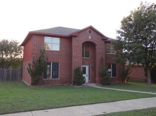 708 Deloach Dr, Cedar Hill, TX 75104