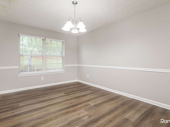 4th image of 1776 Bennett Dr