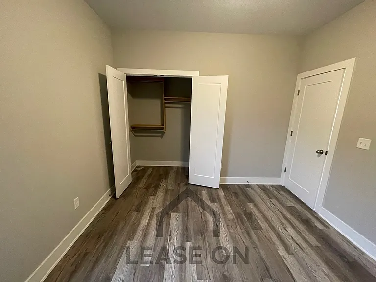16285 W Ike Ct — Photo 3