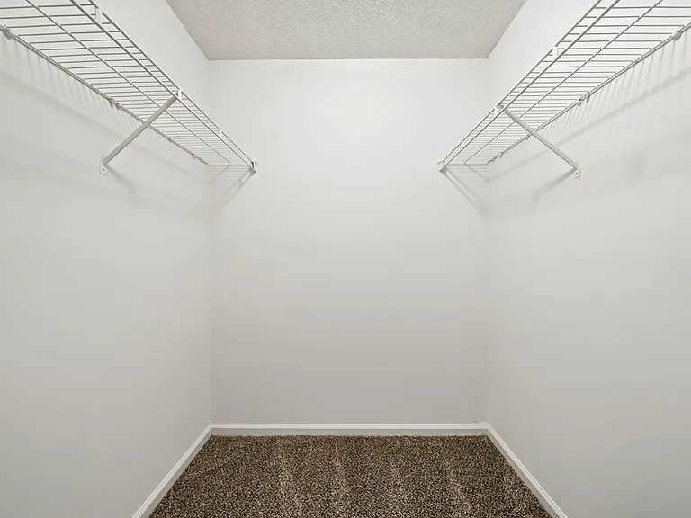 Salem Run Apartment Homes — Photo 6