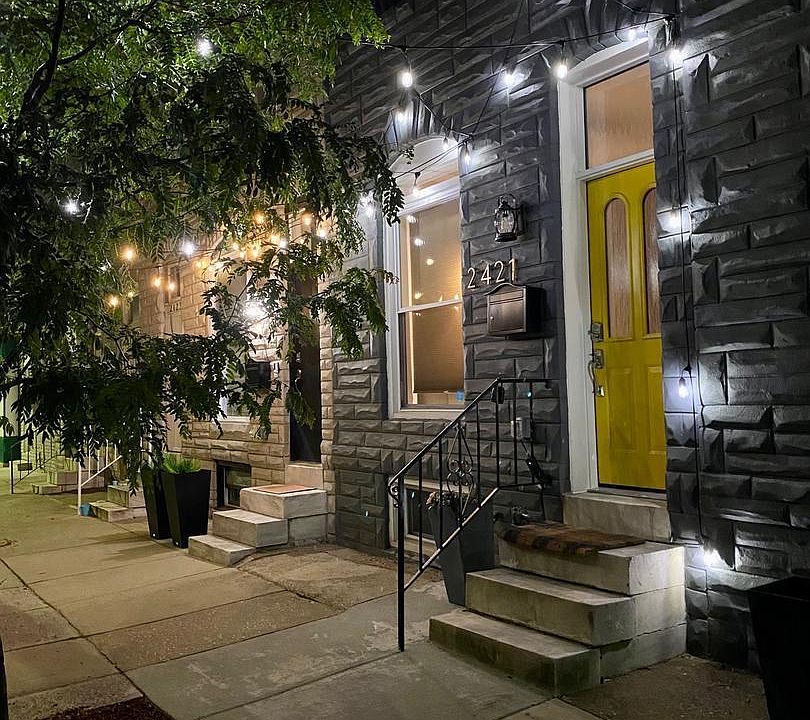 1st image of 2421 Ashland Ave