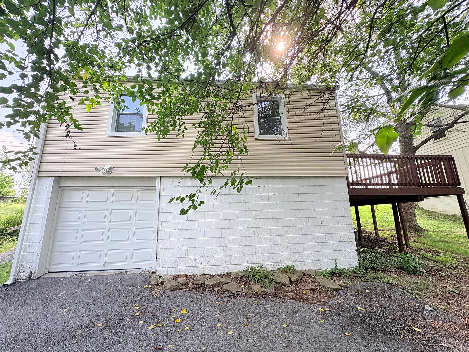 2 bed, $1,600 — Photo 4