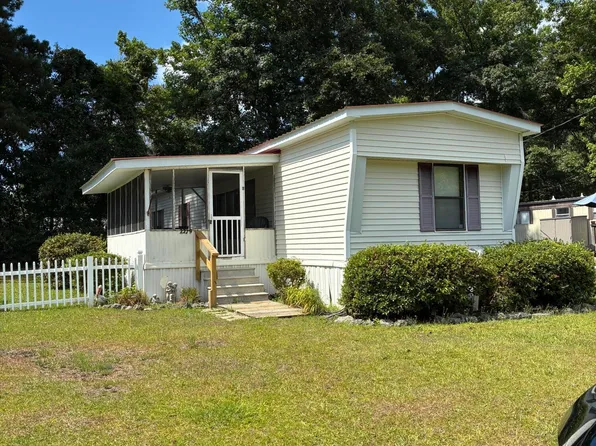 2279 Camelia Drive SW, Supply, NC 28462