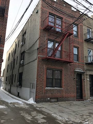 1st image of 2126 31st Ave