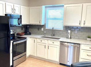 2205 W Todd Ln #1, Lincoln, NE 68528