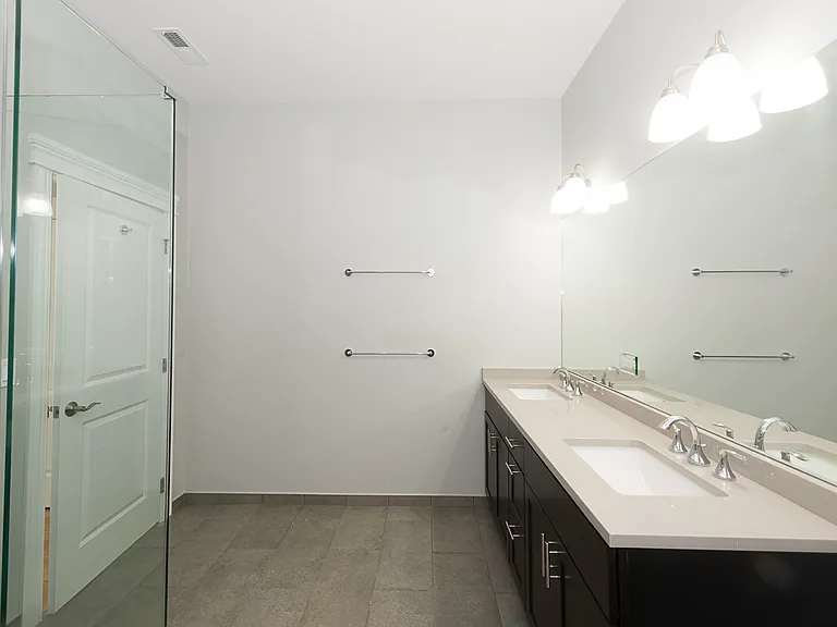 516 N Western Ave #3 — Photo 11