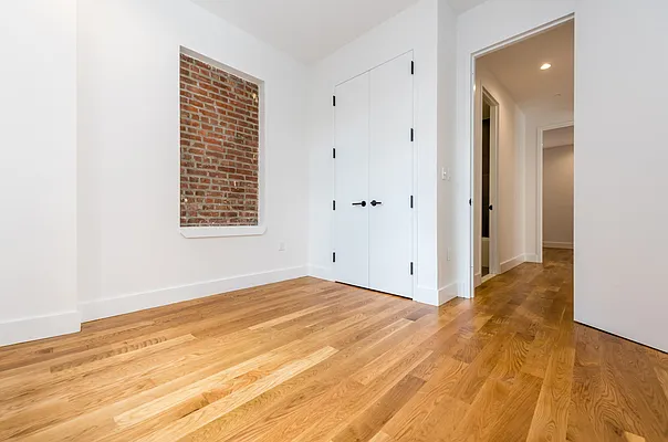 Rented by Nooklyn NYC LLC | media 23