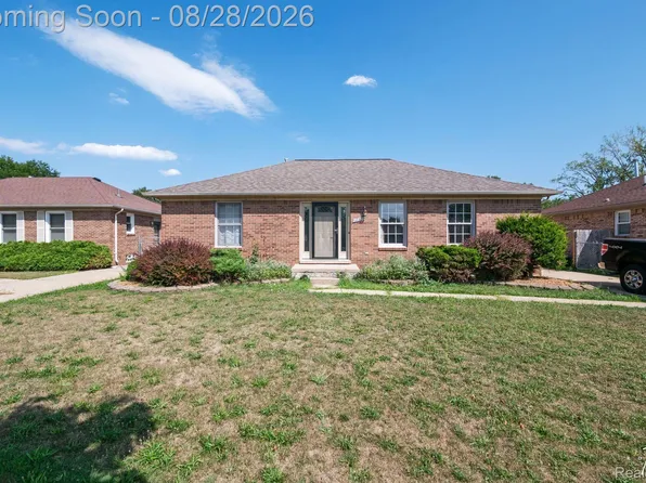 32320 Warner Ct, Warren, MI 48092