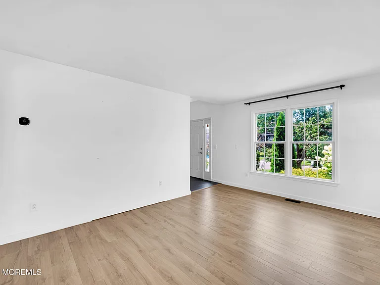 248 Compass Rd — Photo 19