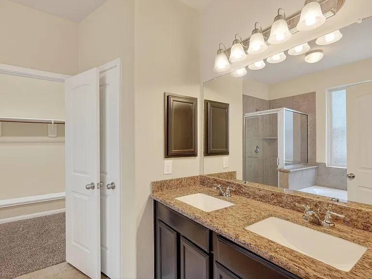 13302 Hidden Valley Dr — Photo 25