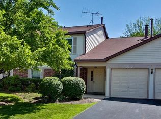 707 N Deer Run Dr #2, Palatine, IL 60067