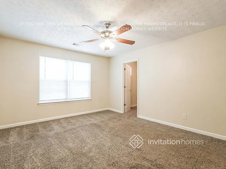 2235 Lexington Ln — Photo 12