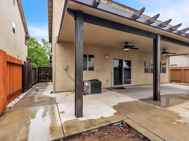 2026 Rickenbacker Ln photo 1