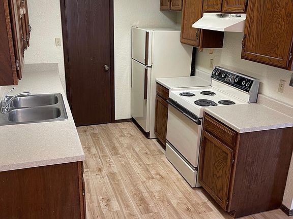 3rd image of 1035 N Melendres St #A