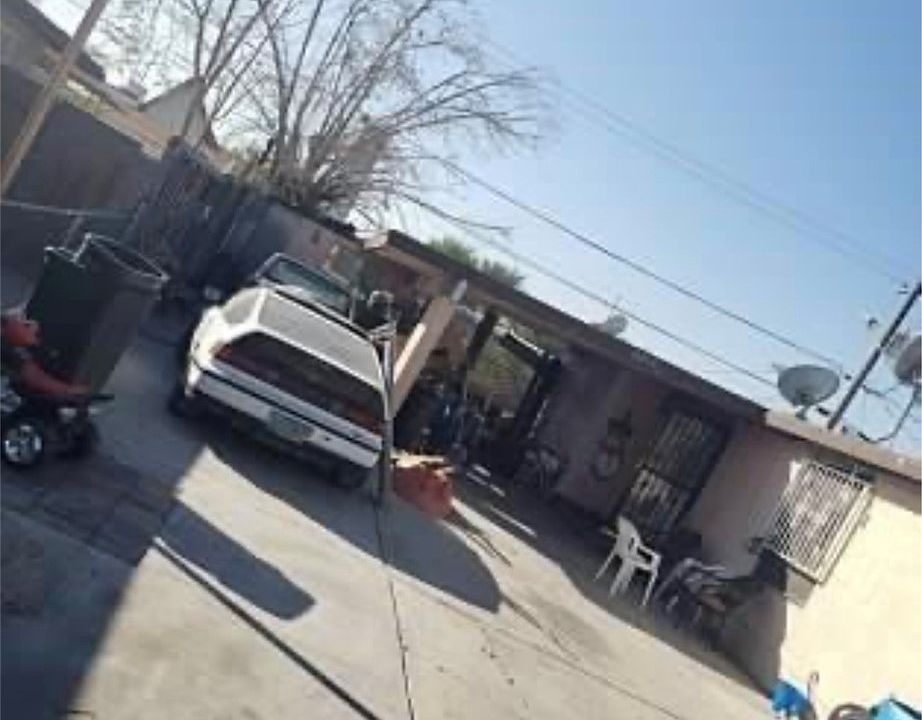 1st image of 2315 Perliter Ave