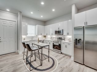 The Mansions of Denton, Denton, TX 76207